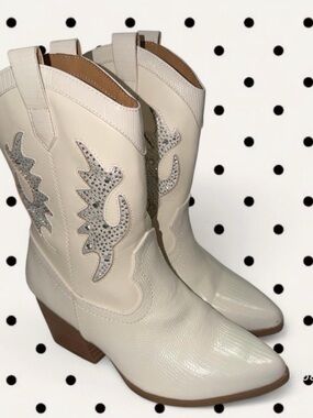 Cream Western Ankle Boots with Silver Studded Inlay